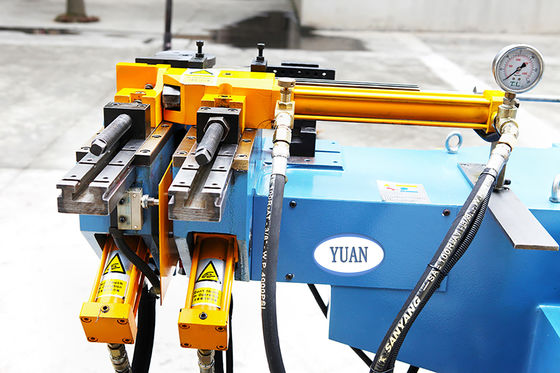 Χειρωνακτική CNC τρισδιάστατη NC σωλήνων πένσα 7.5KW σωλήνων κάμπτοντας μηχανών βαρέων καθηκόντων τετραγωνική