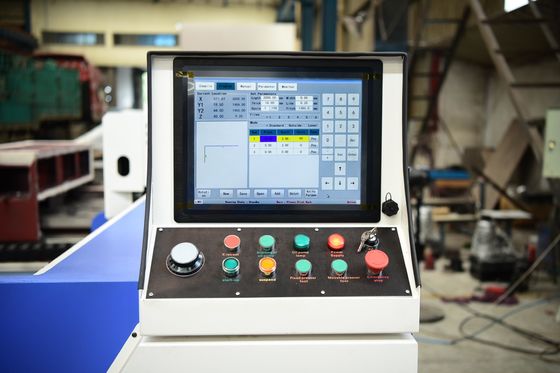 Διπλό δευτερεύον CNC Β αυλάκωσης τέμνον μέταλλο φύλλων εργαλειομηχανών υδραυλικό 1250 χιλ.